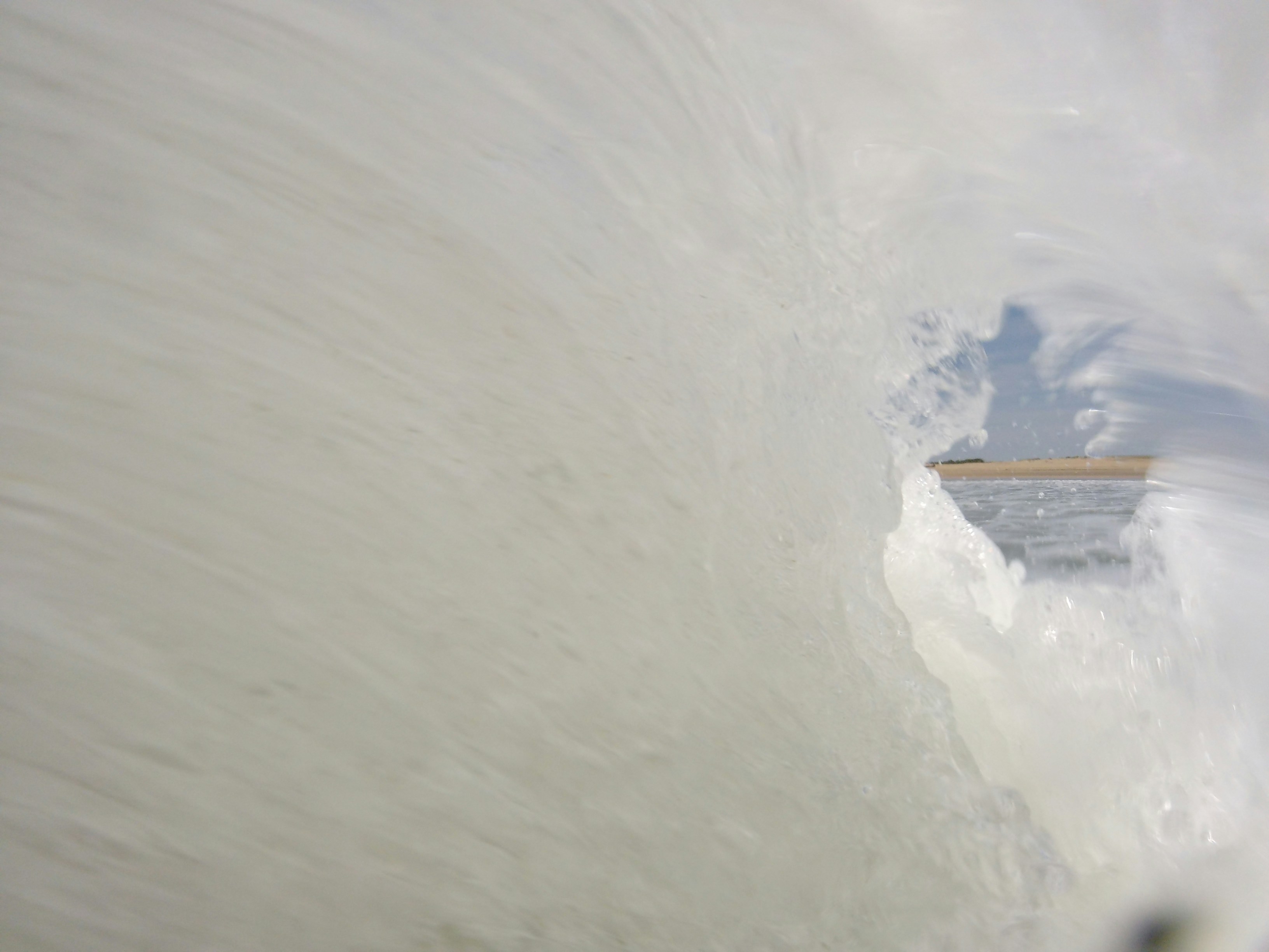 災害用トイレの購入を検討している人のイメージ